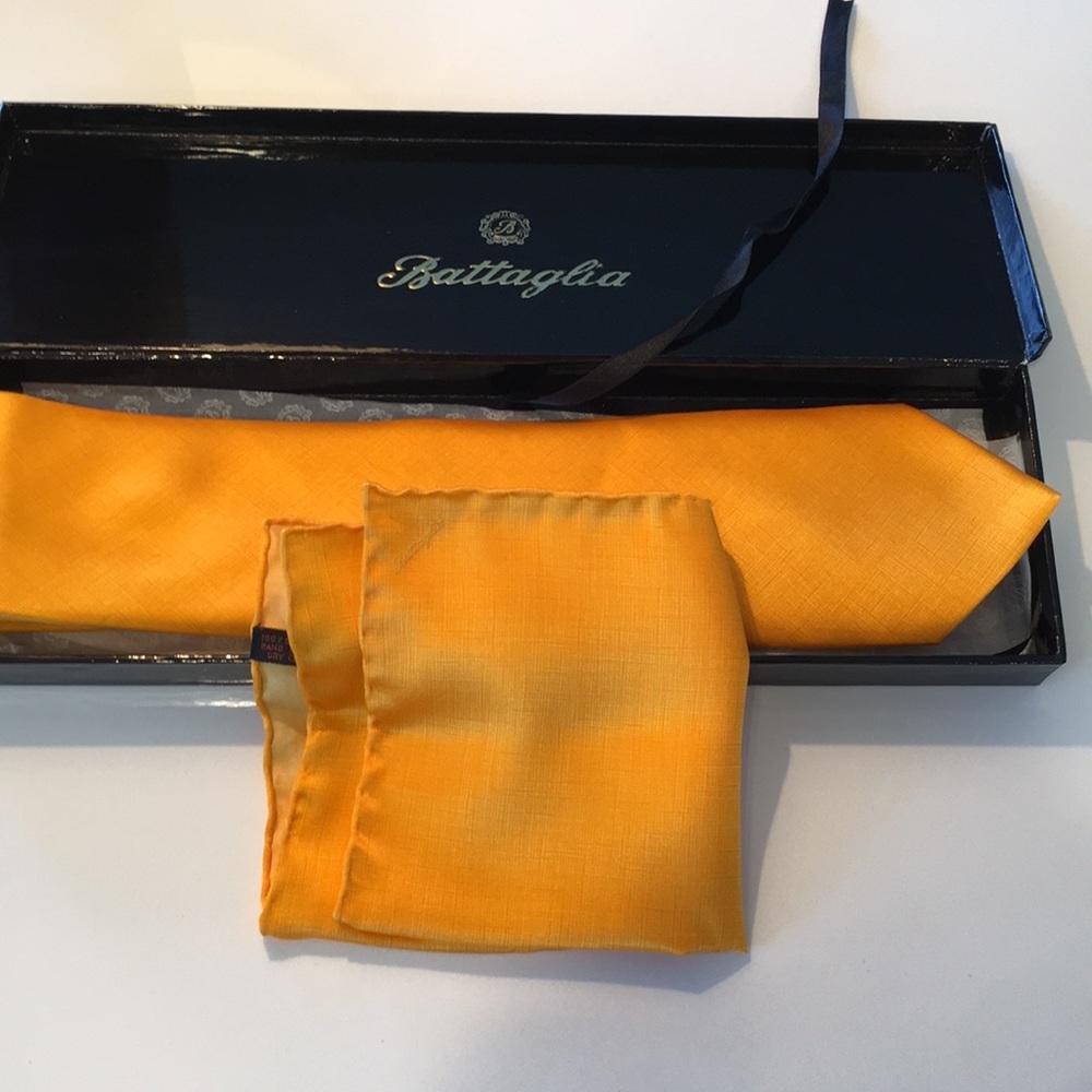 Battaglia Store silk handmade tie & pocket square